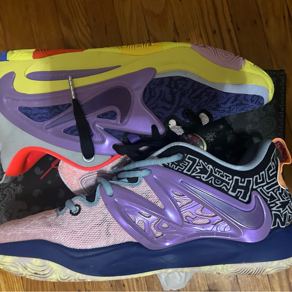 Nike “what the KD”